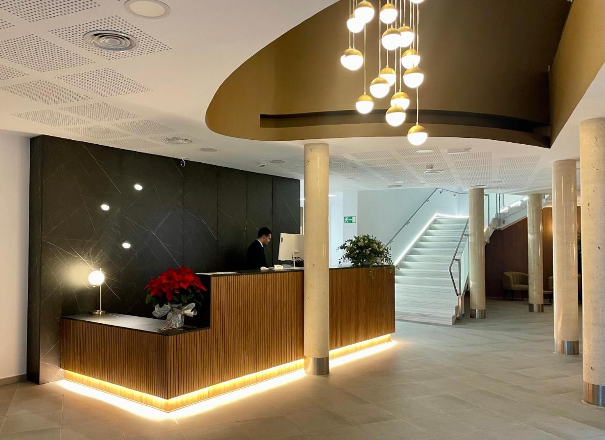La Hospederia - El Provencio Hotell Exteriör bild